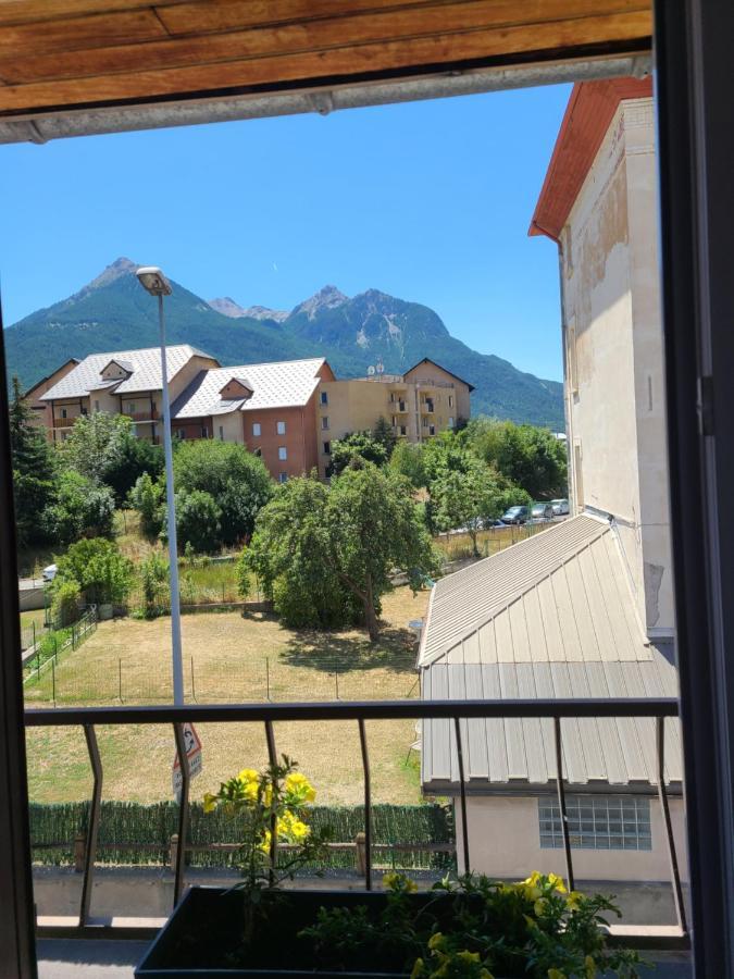 Hotel de la Gare Briançon Exterior foto